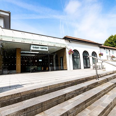 Hotel Crowne Plaza Gerrards Cross By Ihg Beaconsfield Zewnętrze zdjęcie