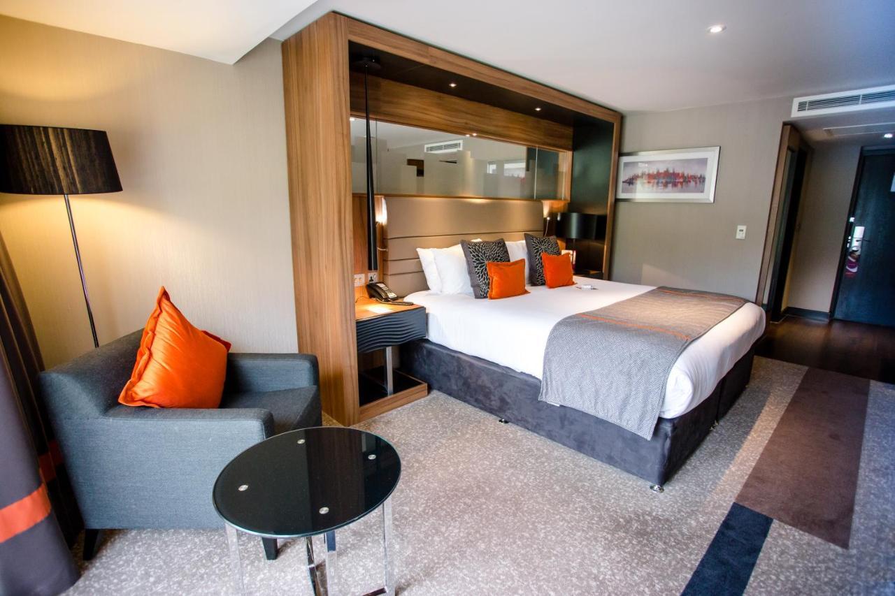 Hotel Crowne Plaza Gerrards Cross By Ihg Beaconsfield Zewnętrze zdjęcie