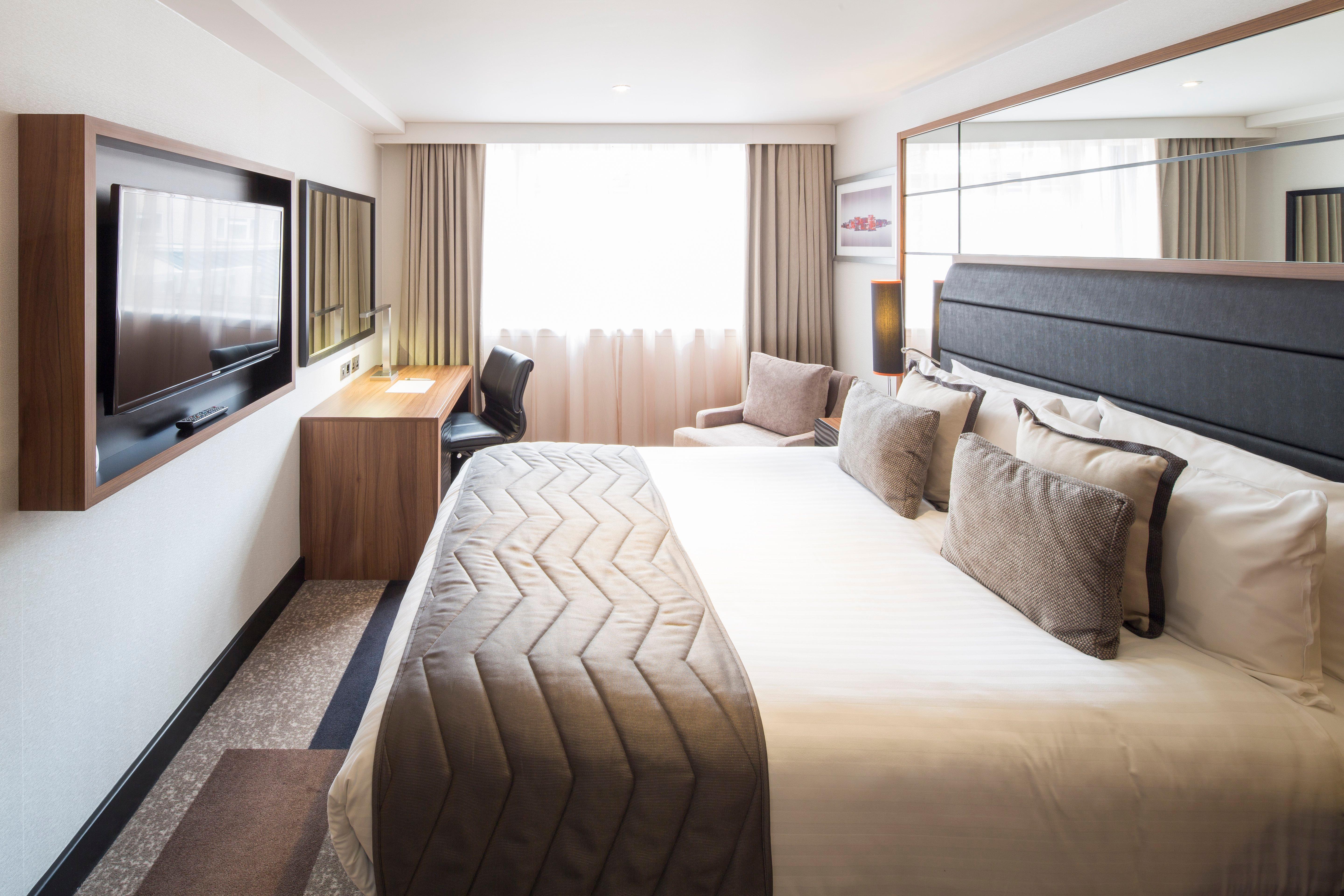 Hotel Crowne Plaza Gerrards Cross By Ihg Beaconsfield Zewnętrze zdjęcie