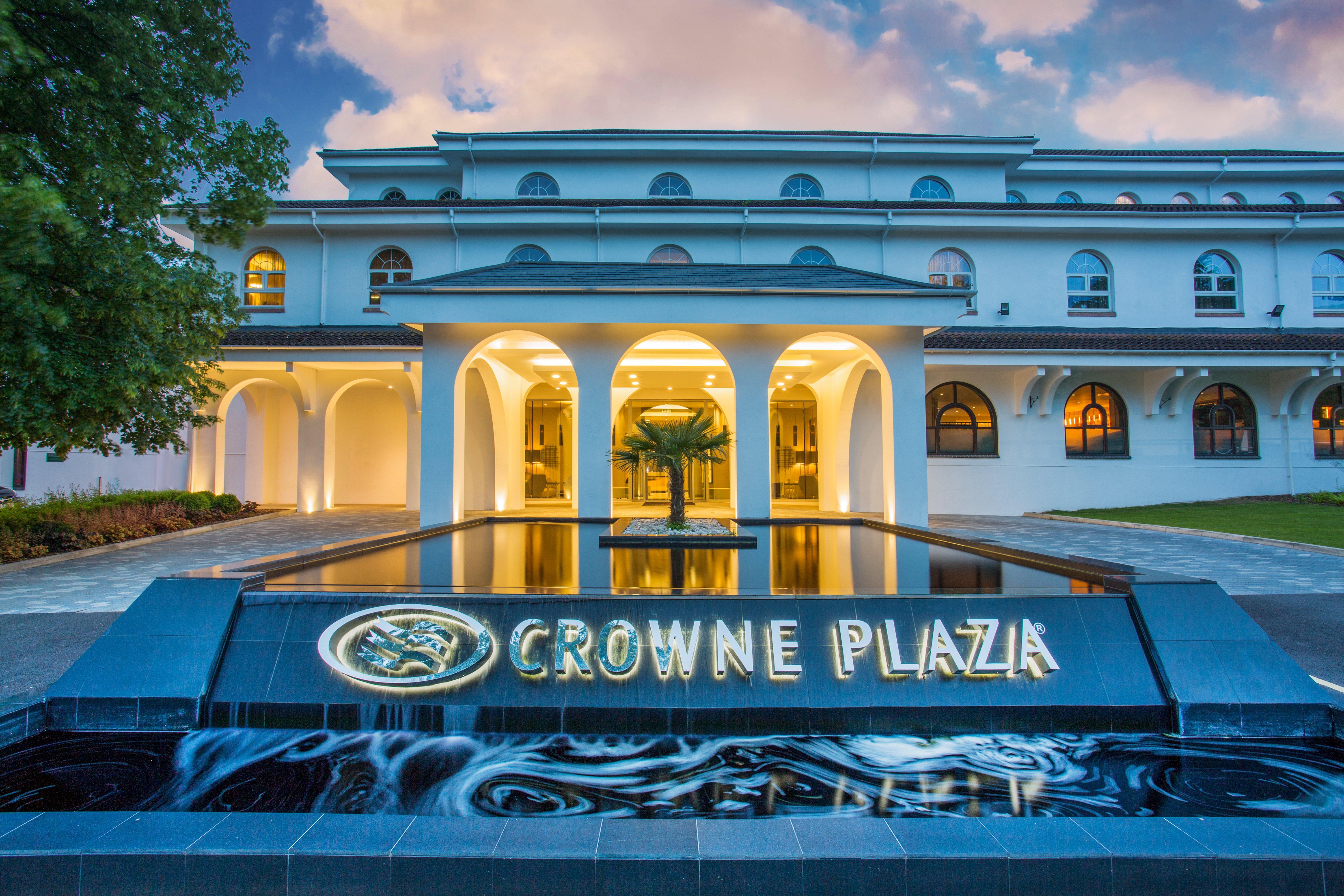 Hotel Crowne Plaza Gerrards Cross By Ihg Beaconsfield Zewnętrze zdjęcie