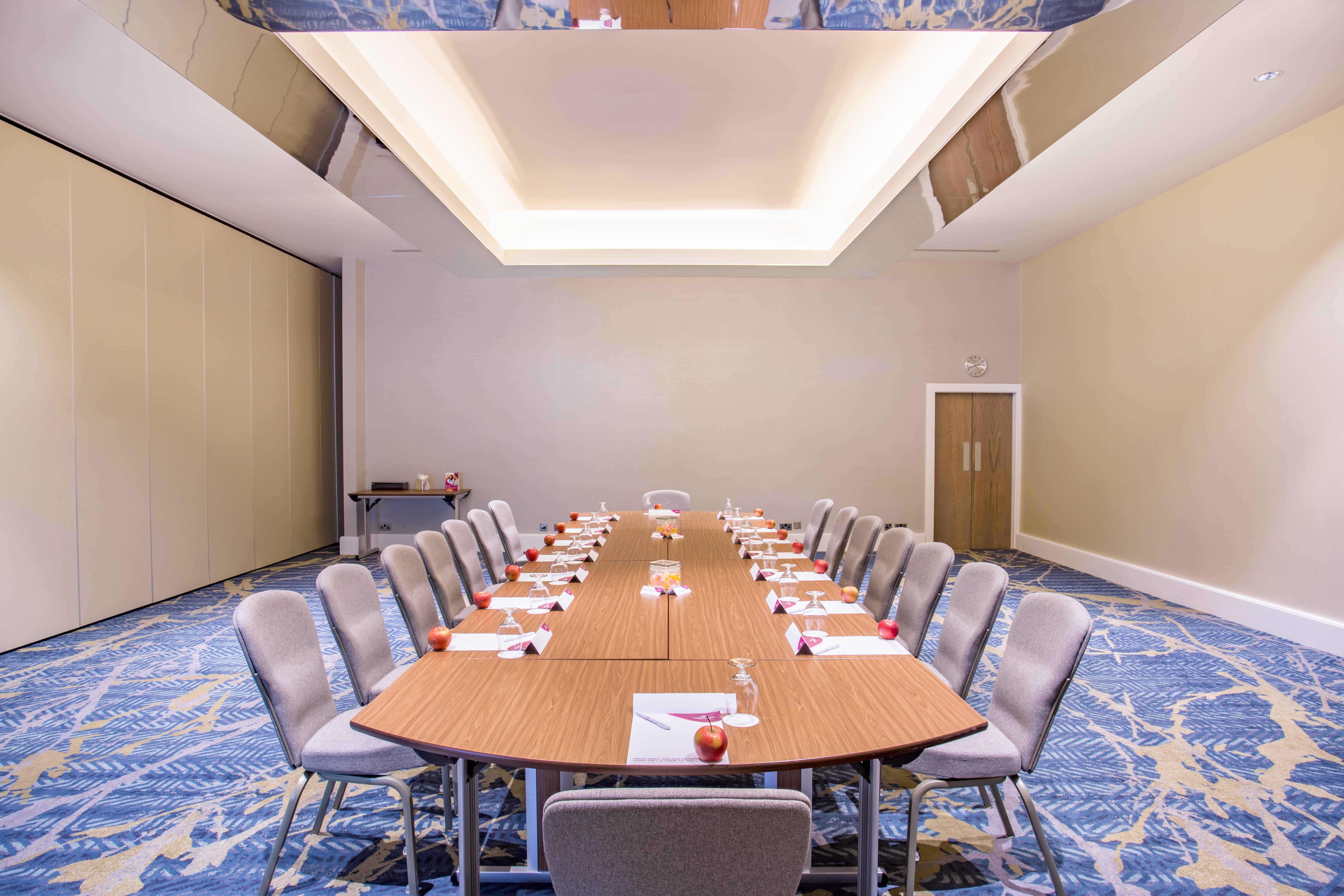 Hotel Crowne Plaza Gerrards Cross By Ihg Beaconsfield Zewnętrze zdjęcie
