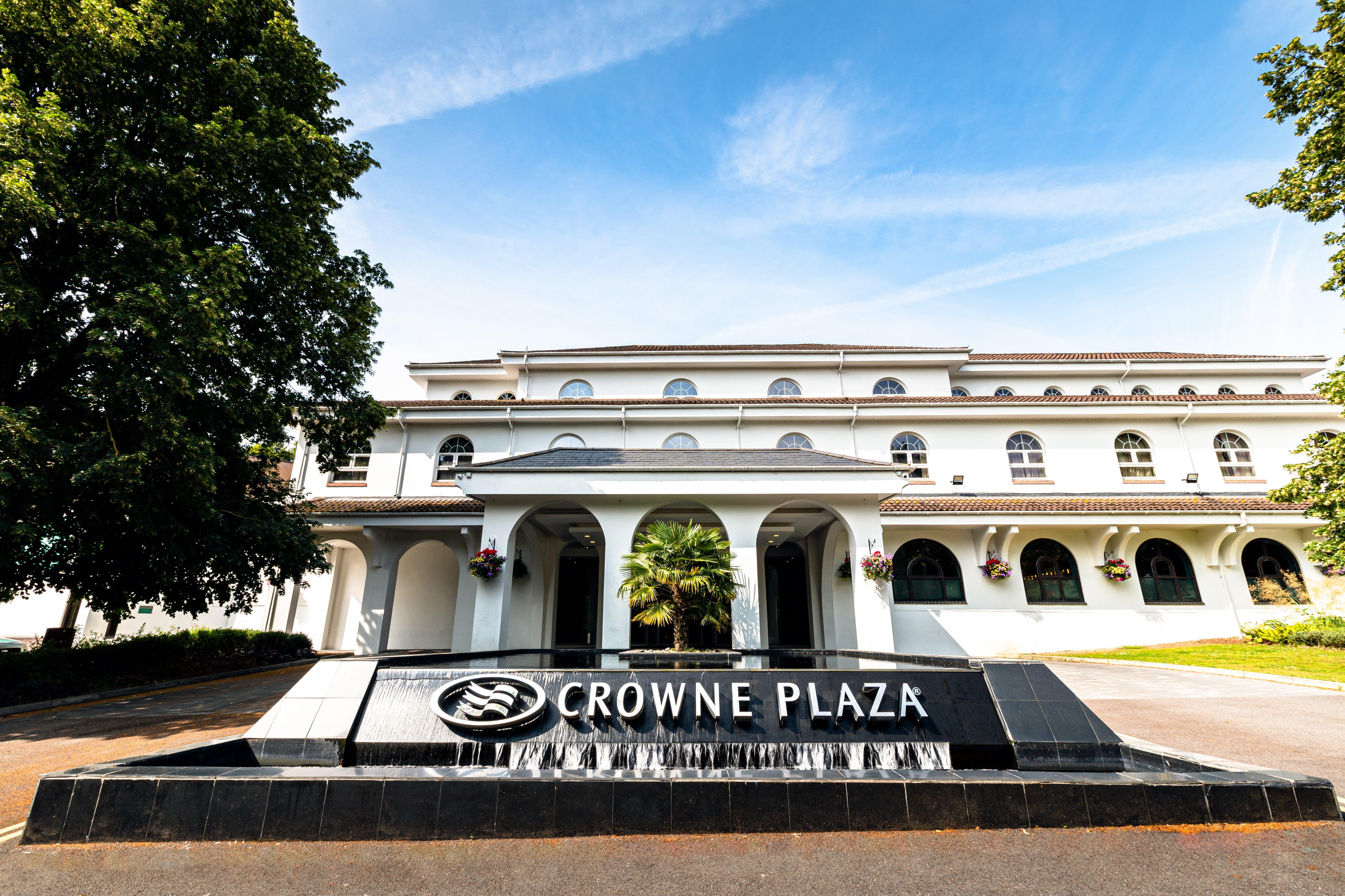 Hotel Crowne Plaza Gerrards Cross By Ihg Beaconsfield Zewnętrze zdjęcie