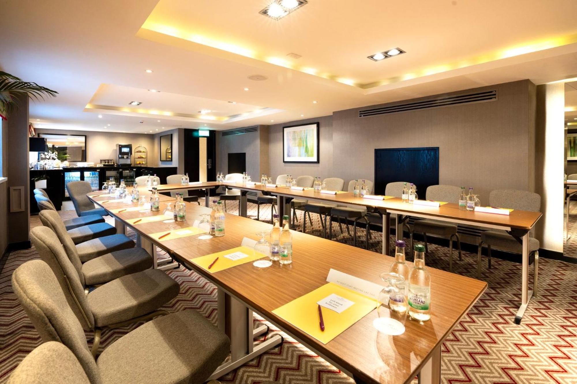 Hotel Crowne Plaza Gerrards Cross By Ihg Beaconsfield Zewnętrze zdjęcie