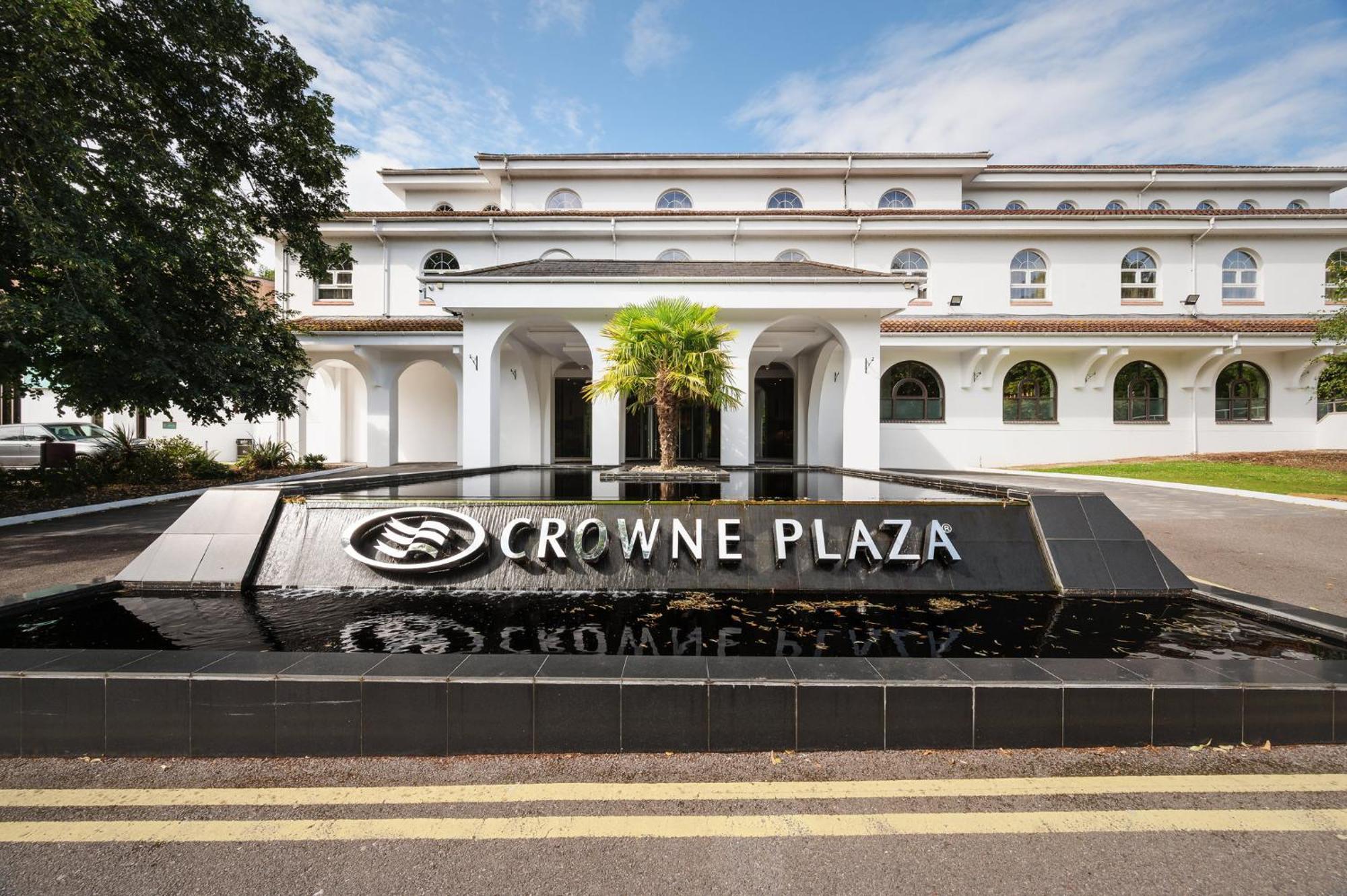 Hotel Crowne Plaza Gerrards Cross By Ihg Beaconsfield Zewnętrze zdjęcie