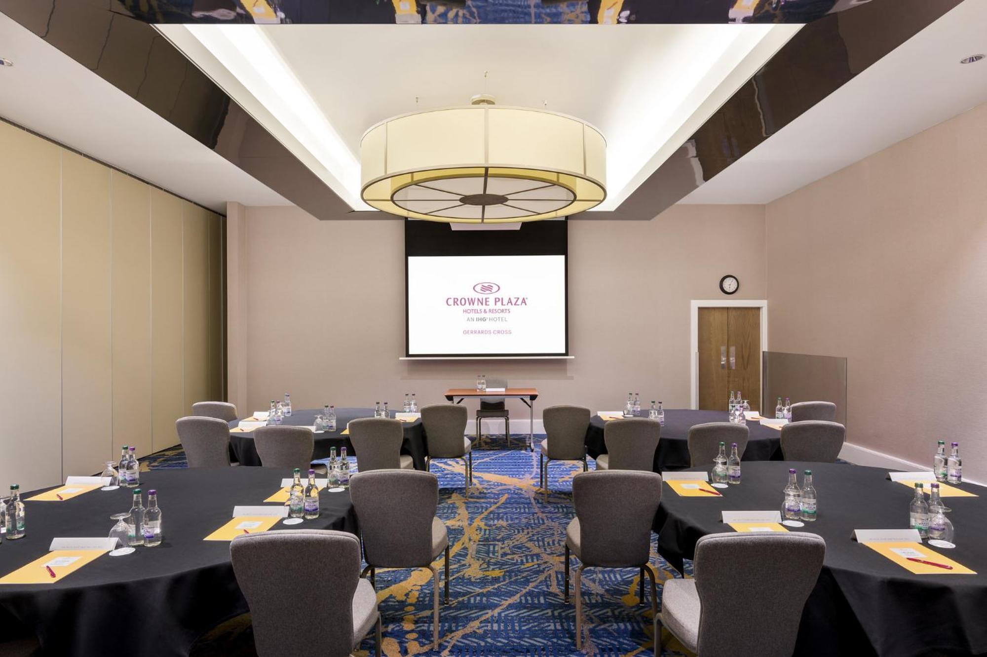 Hotel Crowne Plaza Gerrards Cross By Ihg Beaconsfield Zewnętrze zdjęcie