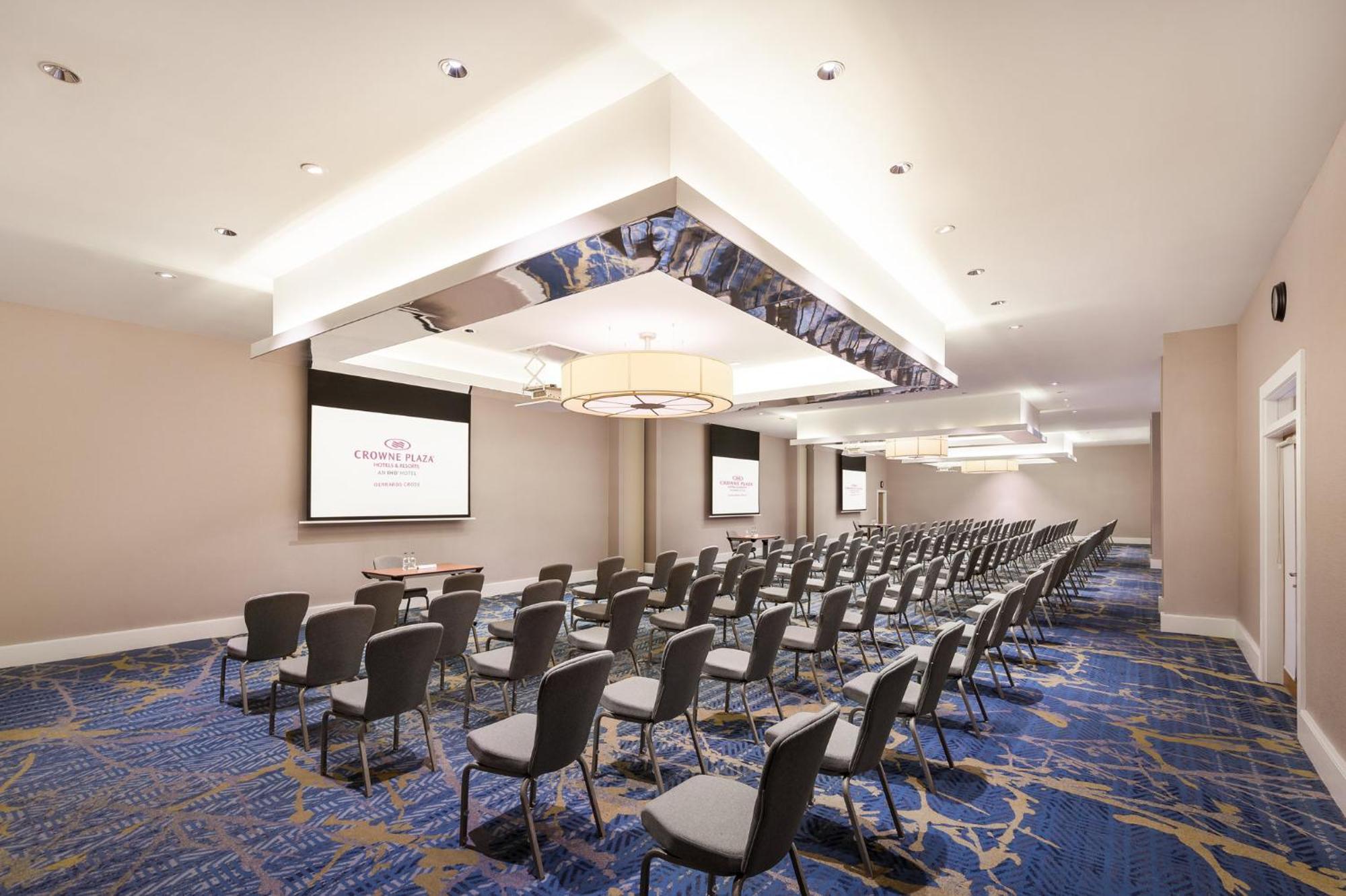 Hotel Crowne Plaza Gerrards Cross By Ihg Beaconsfield Zewnętrze zdjęcie